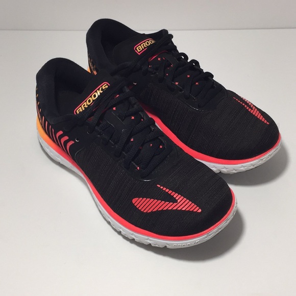 brooks mach 12 womens gold